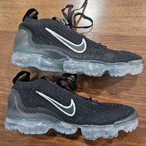 Nike Vapormax Flyknit black NWT 10.5